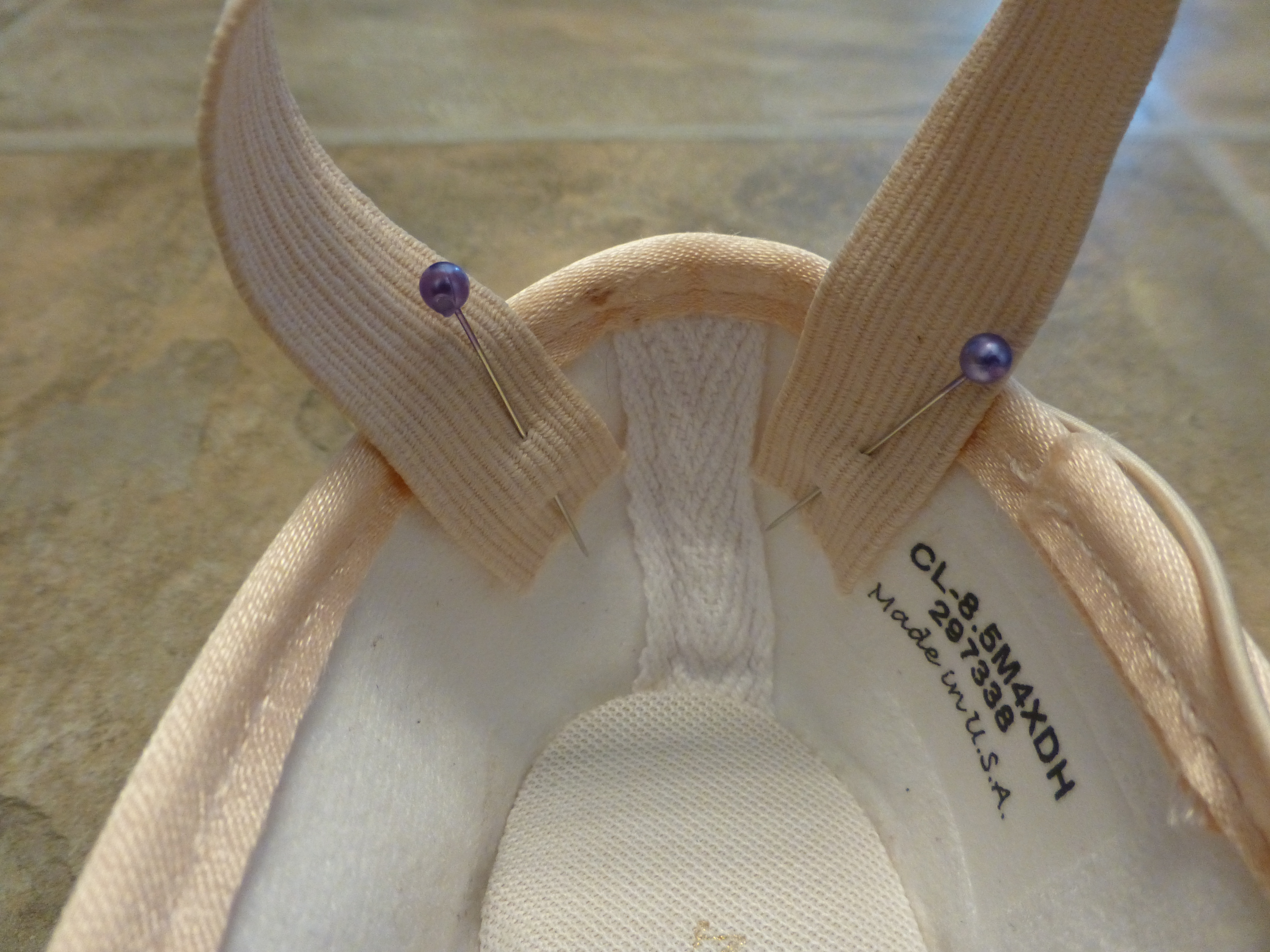 Pointe shoe elastic placement - inside (final)